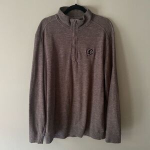 Calgary Flames 1/4 zip men’s top
